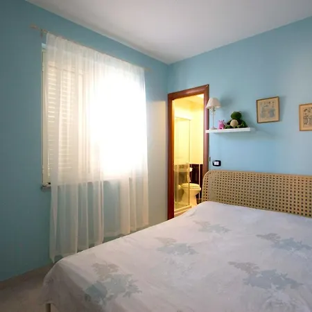 Appartement Apartment With 2 Bedrooms In Caulonia Marina With Wonderful Sea View Shared Pool Furnished Balcony 100 M From The Beach