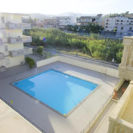Apartment With 2 Bedrooms In Caulonia Marina With Wonderful Sea View Shared Pool Furnished Balcony 100 M From The Beach * Marina di Caulonia